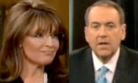 While their Republican colleagues (and potential presidential contenders) are suspending their Fox News consulting gigs, Sarah Palin and Mike Huckabee remain on contract with the network.
