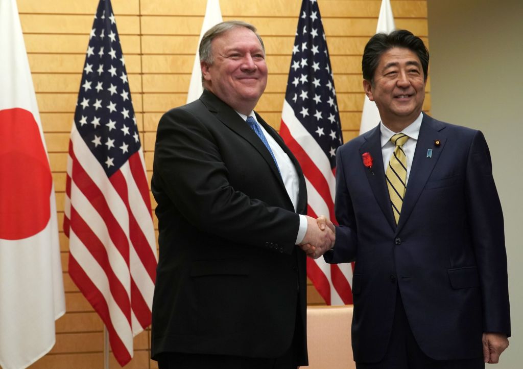 Secretary of State Mike Pompeo (L) shakes hands with Japan&#039;s Prime Minister Shinzo Abe 