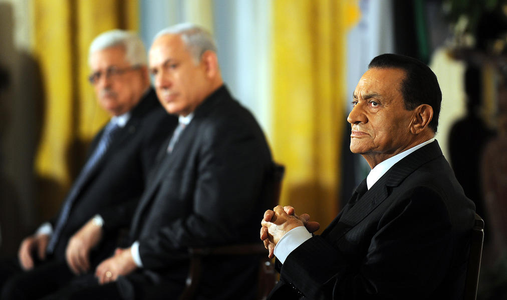 Egyptian court dismisses criminal charges against former President Hosni Mubarak