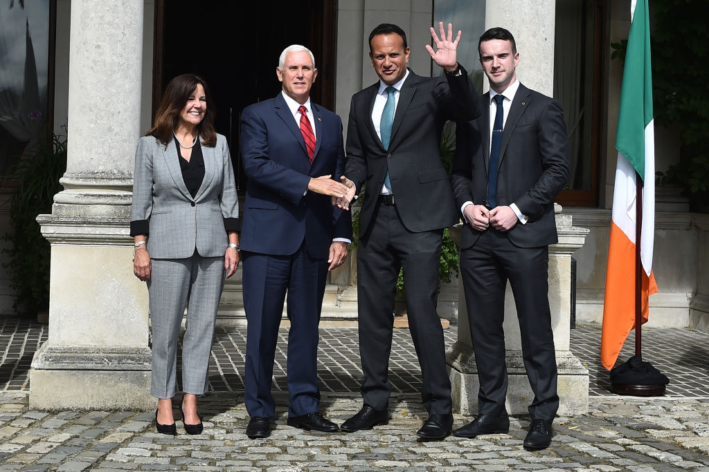 Mike Pence shakes hands with Ireland&#039;s prime minister