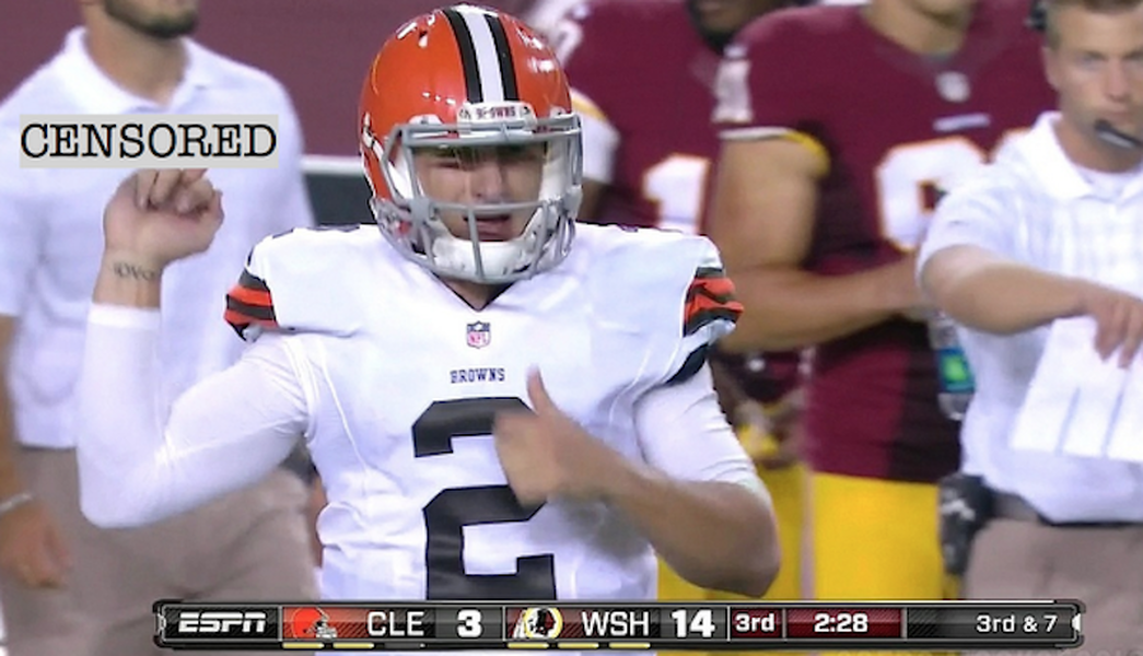 &#039;Johnny Football&#039; Manziel flipped off the Washington Redskins during Monday&#039;s Browns loss