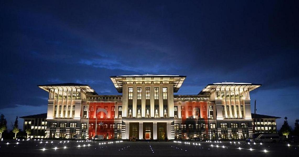 Turkey&#039;s gigantic, controversial new presidential palace overshadows all others