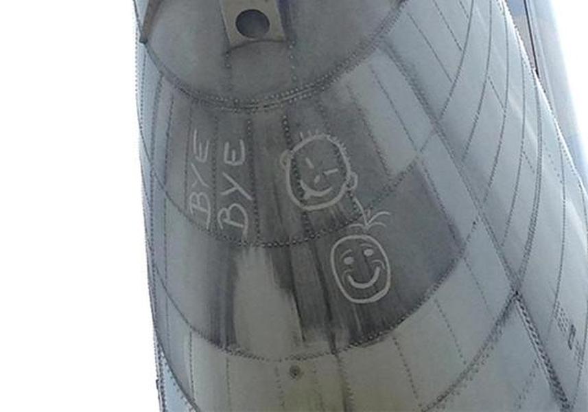 Flight attendants fired after discovering odd drawing on plane, refusing to fly