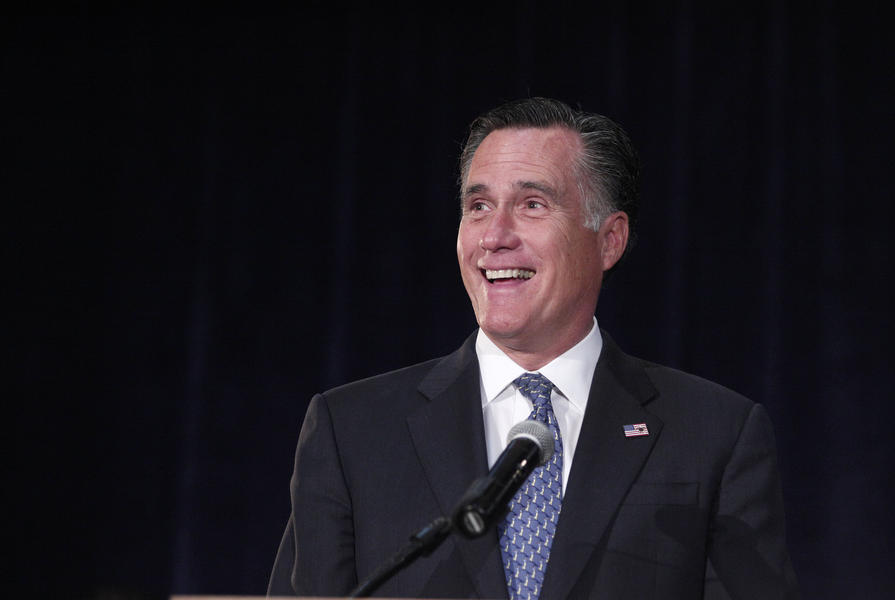 Mitt Romney doubles up on GOP field in 2016 poll