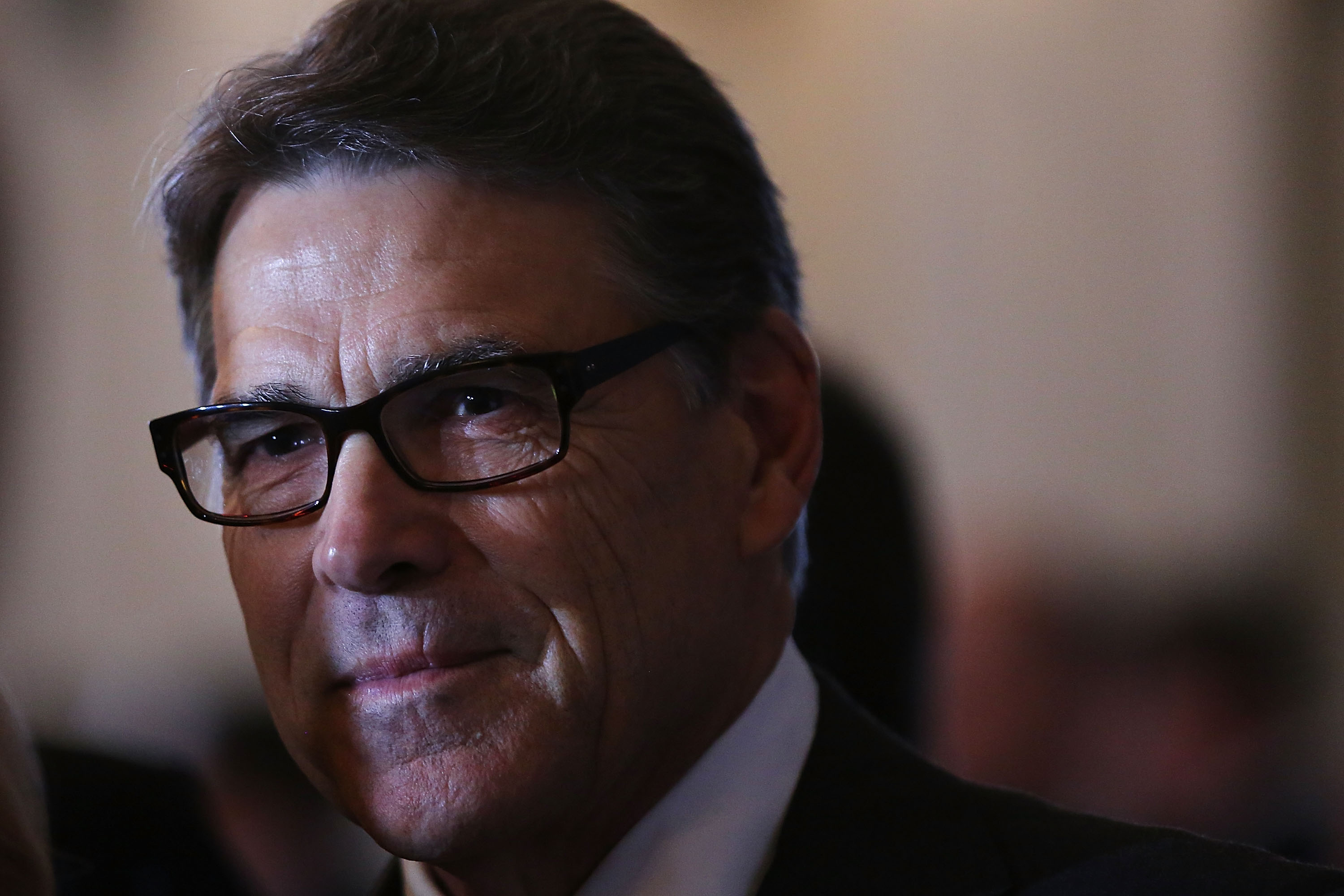 Rick Perry can&#039;t pay his staff