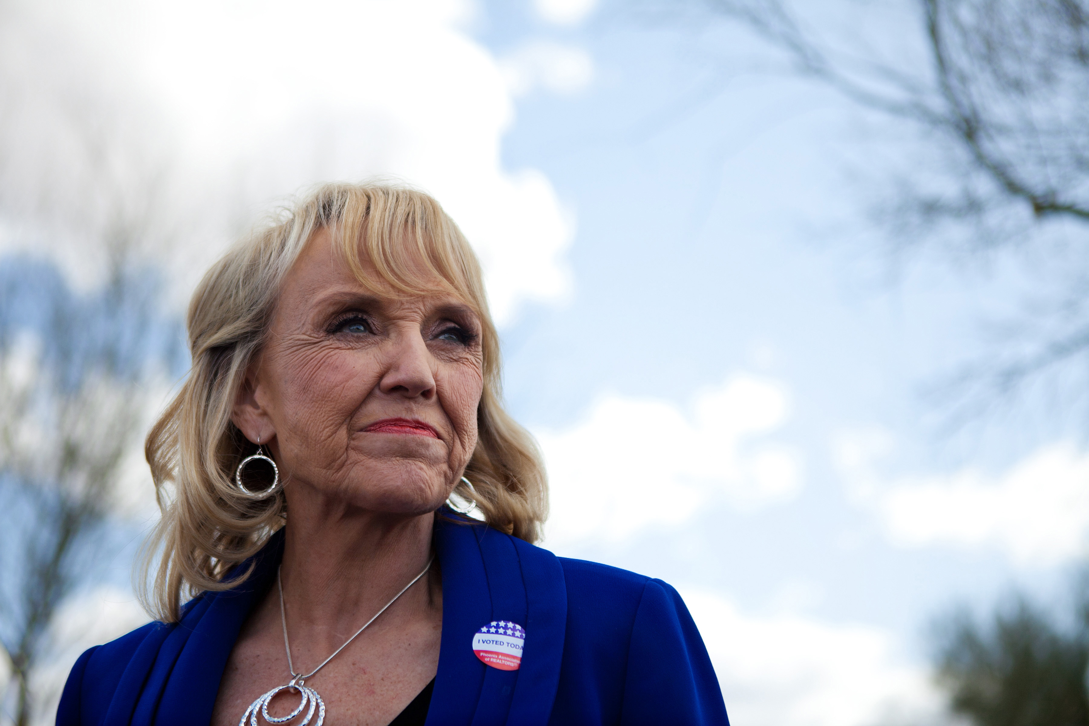 Term-limited Arizona Gov. Jan Brewer won&#039;t test the state constitution and run for re-election after all