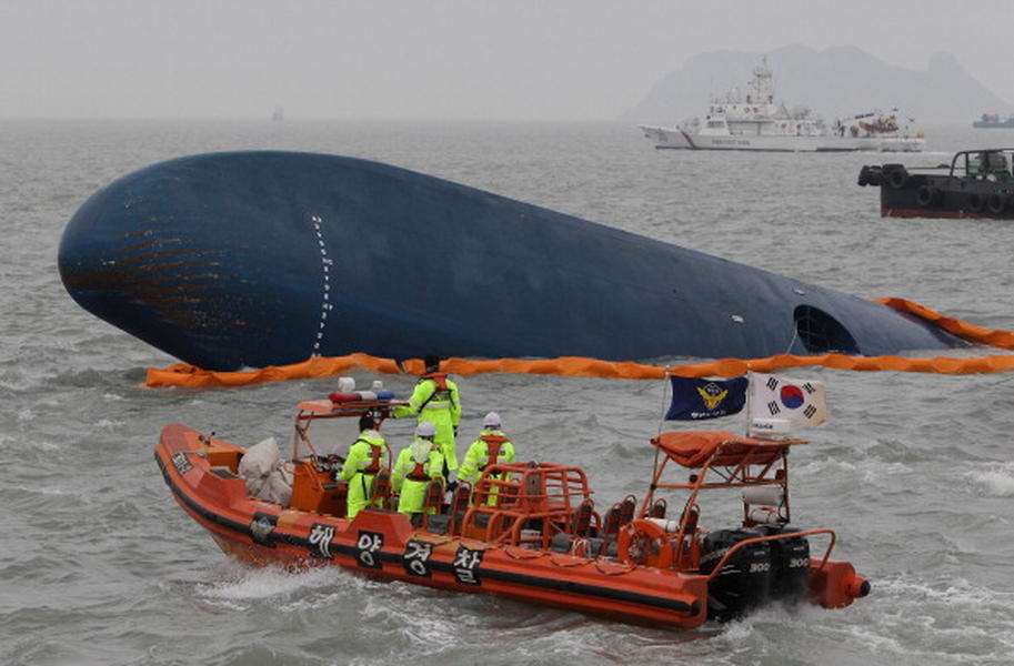 Captain of capsized South Korean ferry gets 36 years in prison