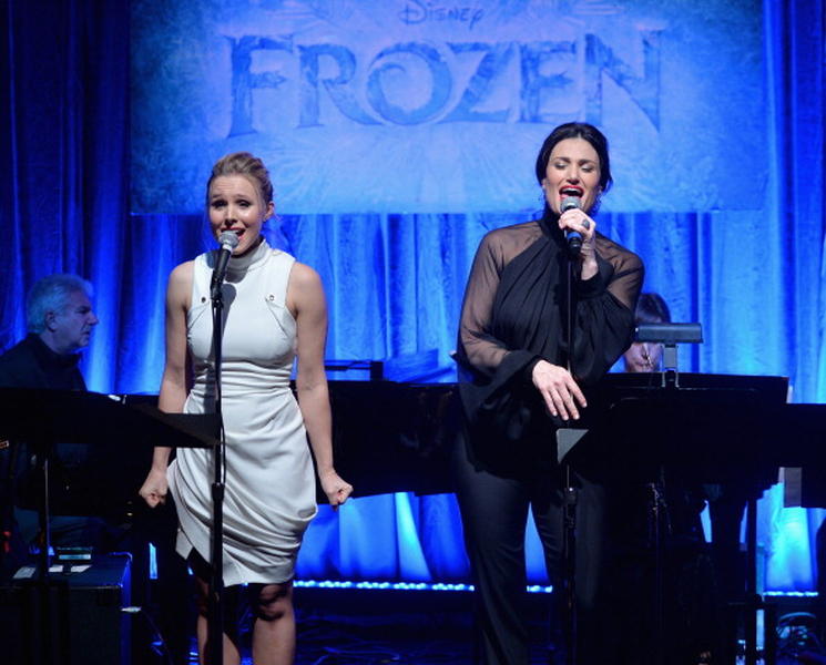 Idina Menzel says a Frozen sequel is happening