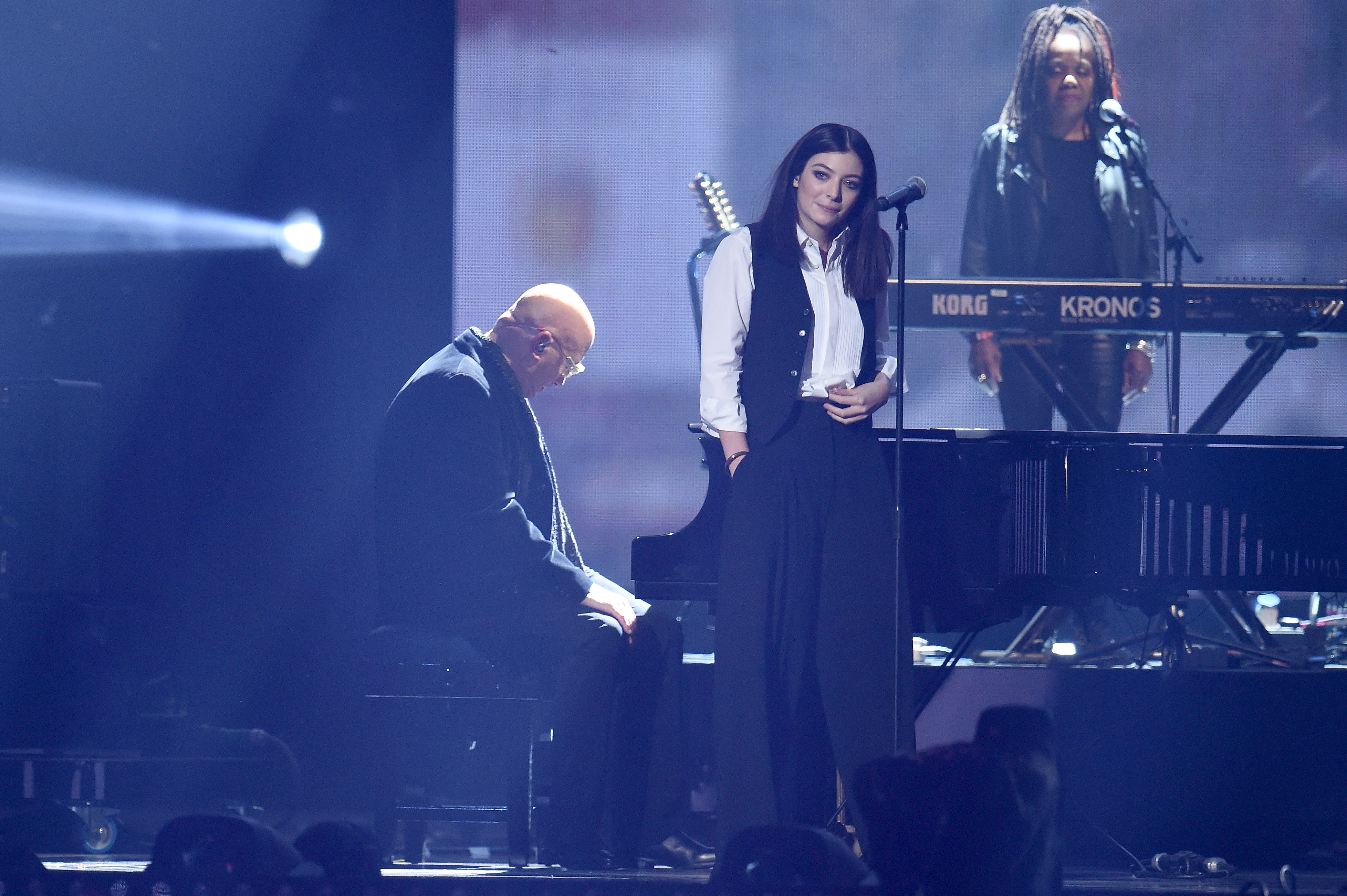 Lorde performs at the 2016 BRIT Awards