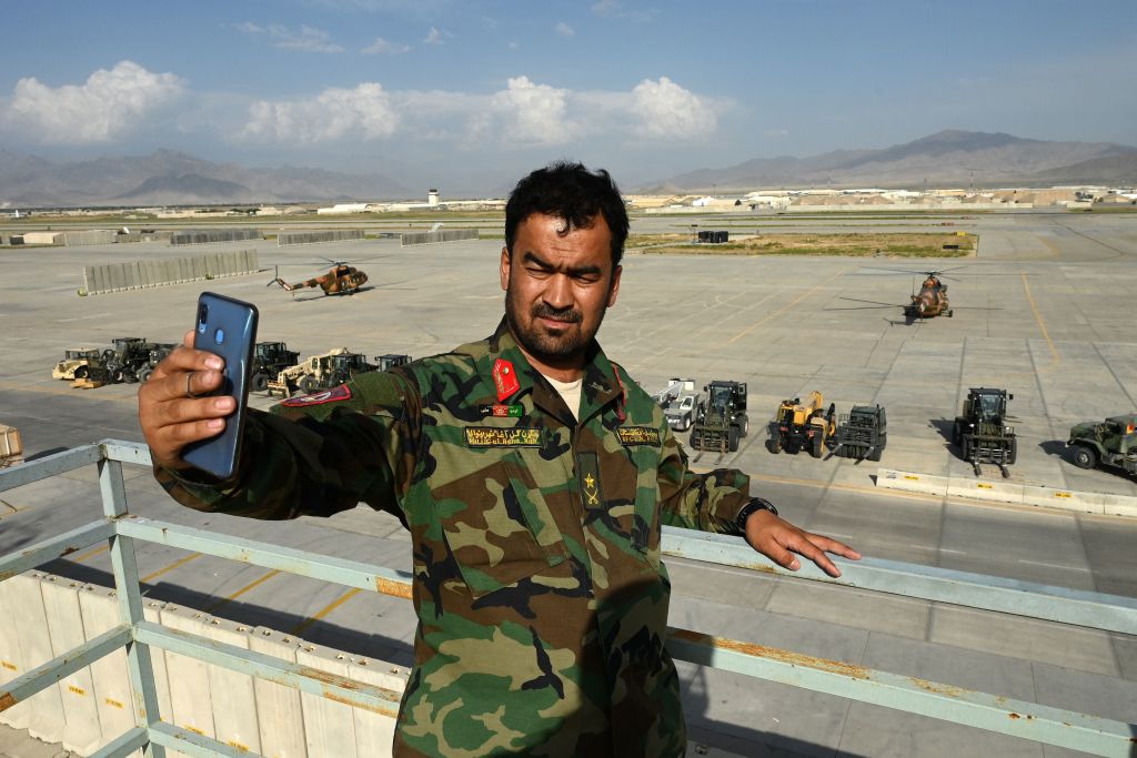 Iraqi officer takes selfie at Bagram Air Base