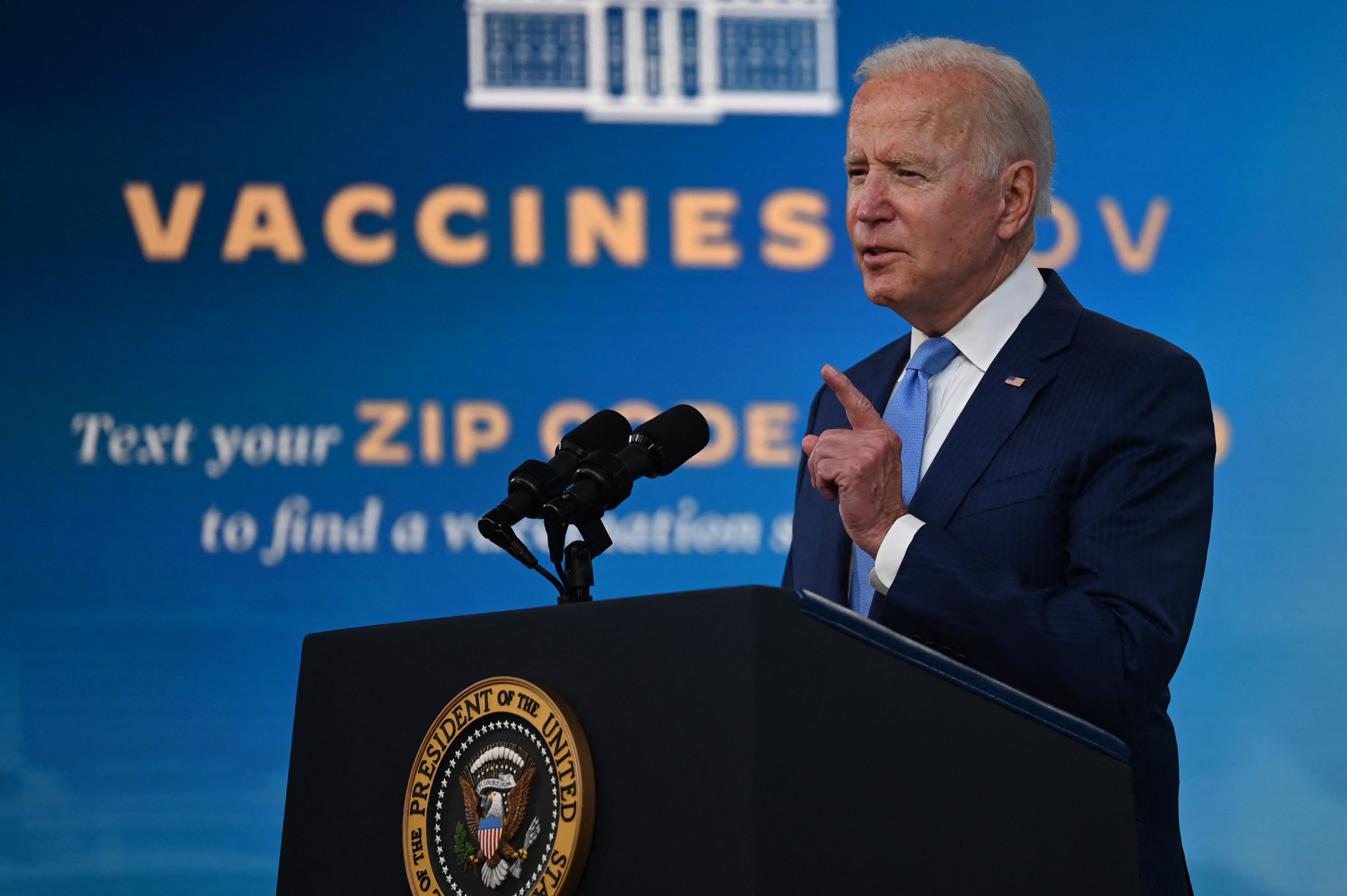 Biden discusses vaccines