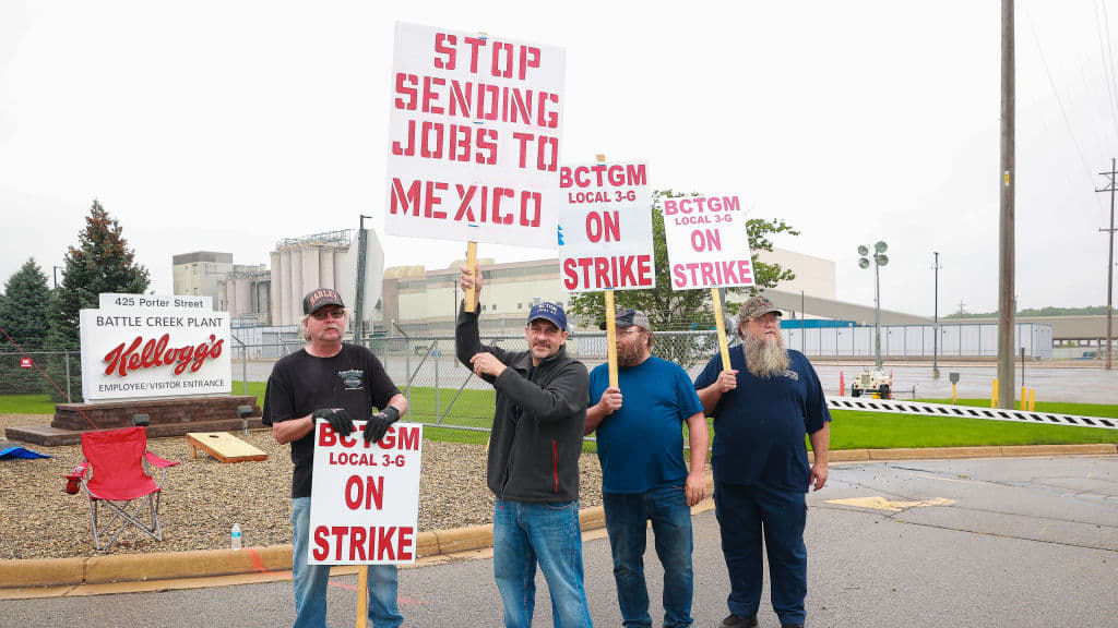 Kellogg&#039;s workers on strike in Michigan.