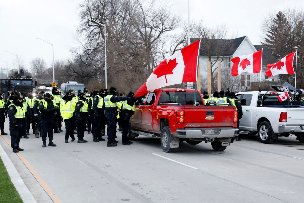 Police clear protesters from Ambassador Bridge