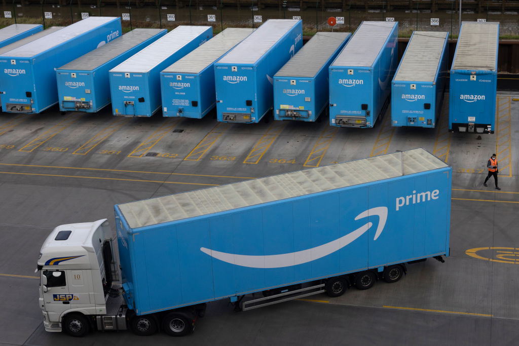 Amazon Prime trucks.