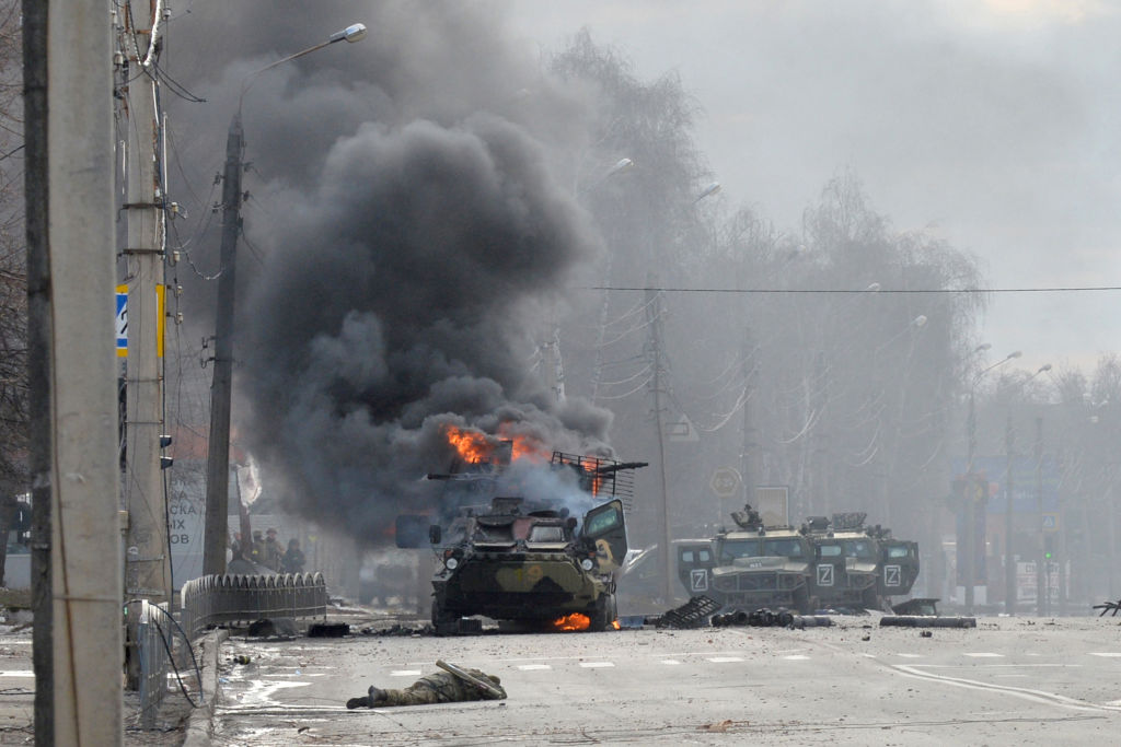 Russian tanks outside Kharkiv