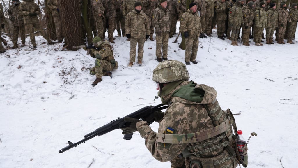 Civilian volunteer troops practice in Ukraine.