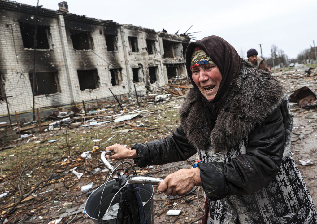 Ukrainian woman reacts to Russian bombing of Chernihiv