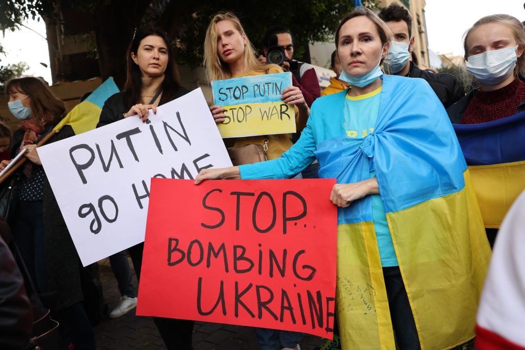 Ukrainians in Lebanon protest Russian invasion