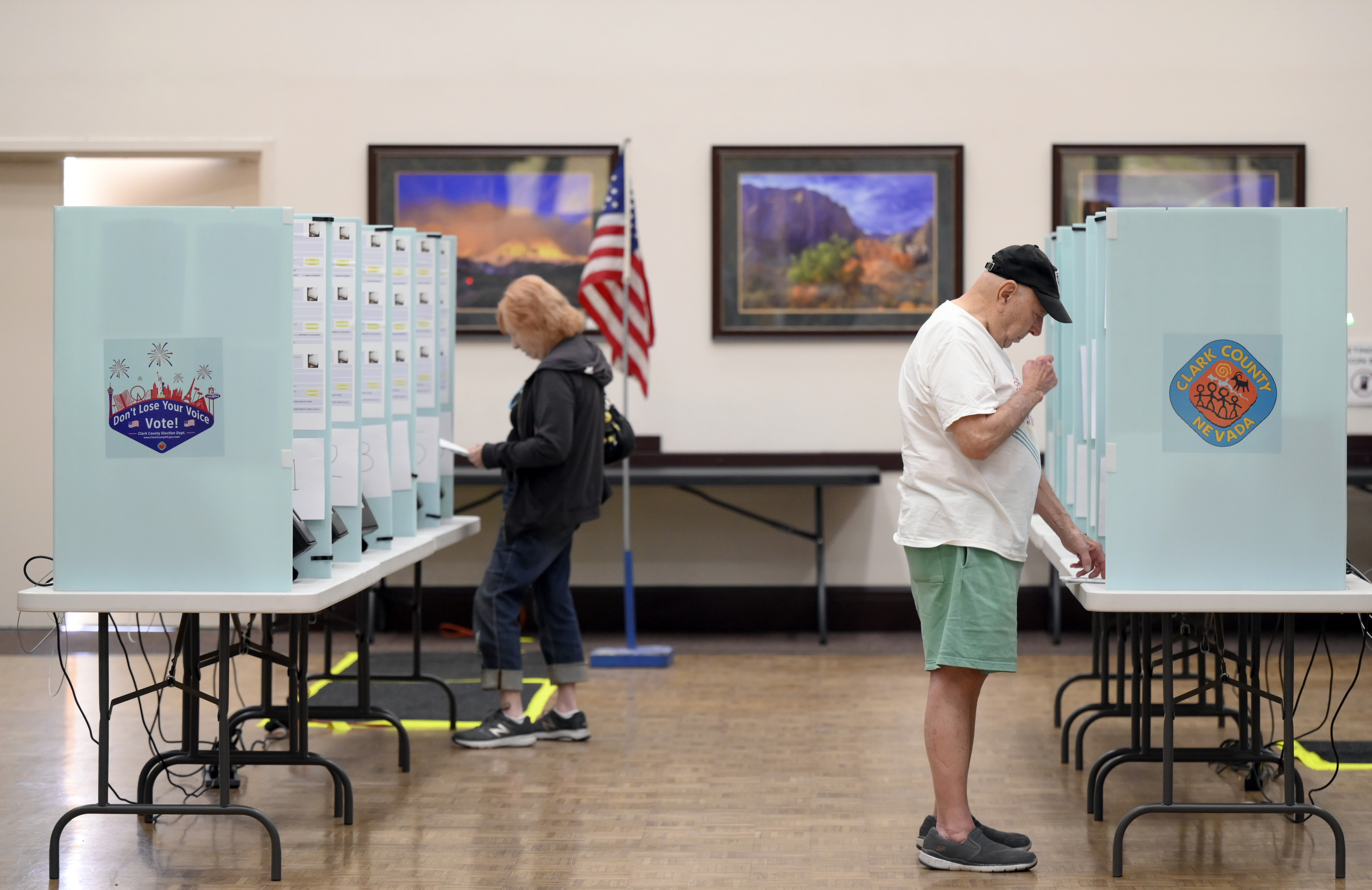 Early voters cast their ballots in Las Vegas
