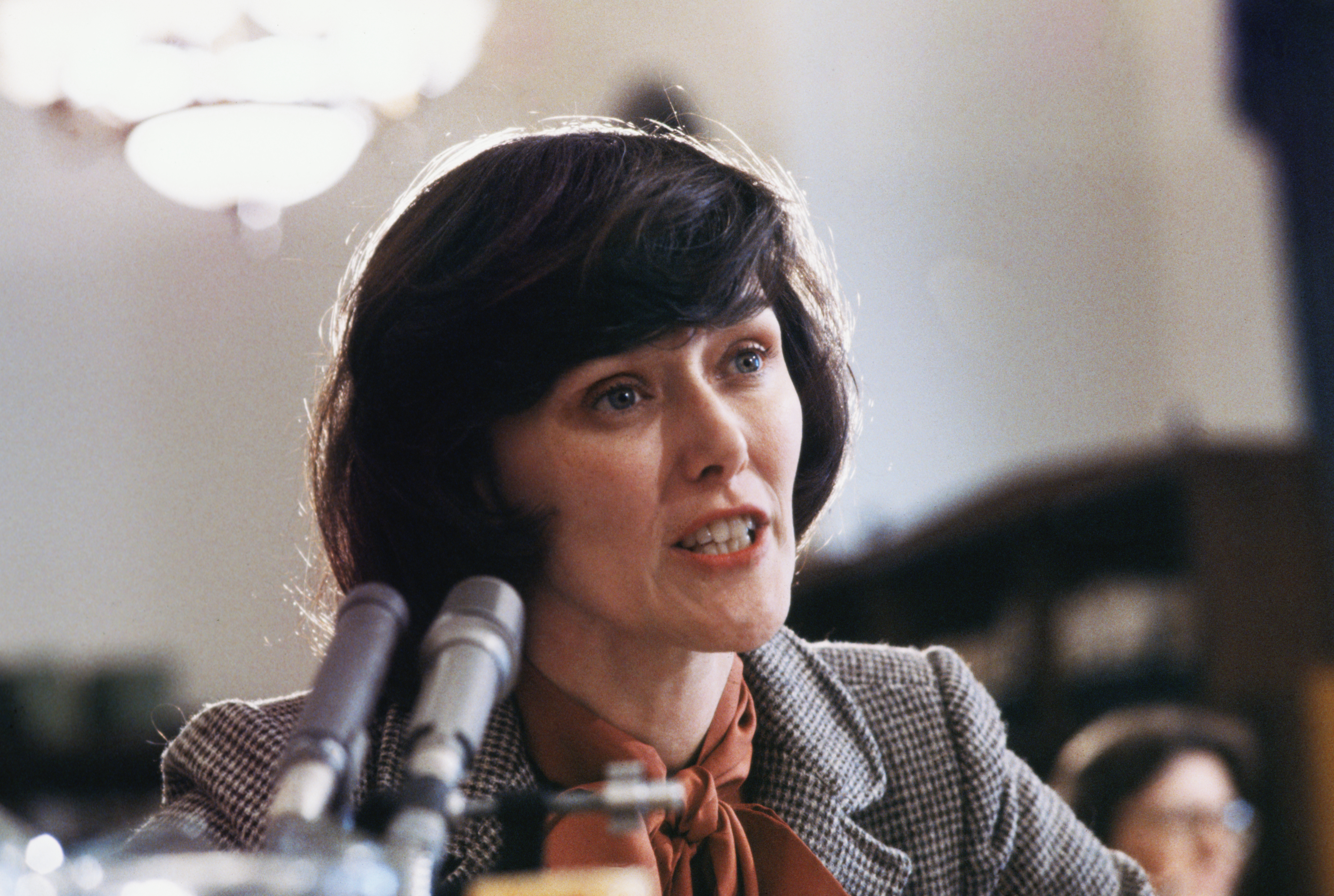 Patricia Schroeder testifying before House Budget Committee in 1980