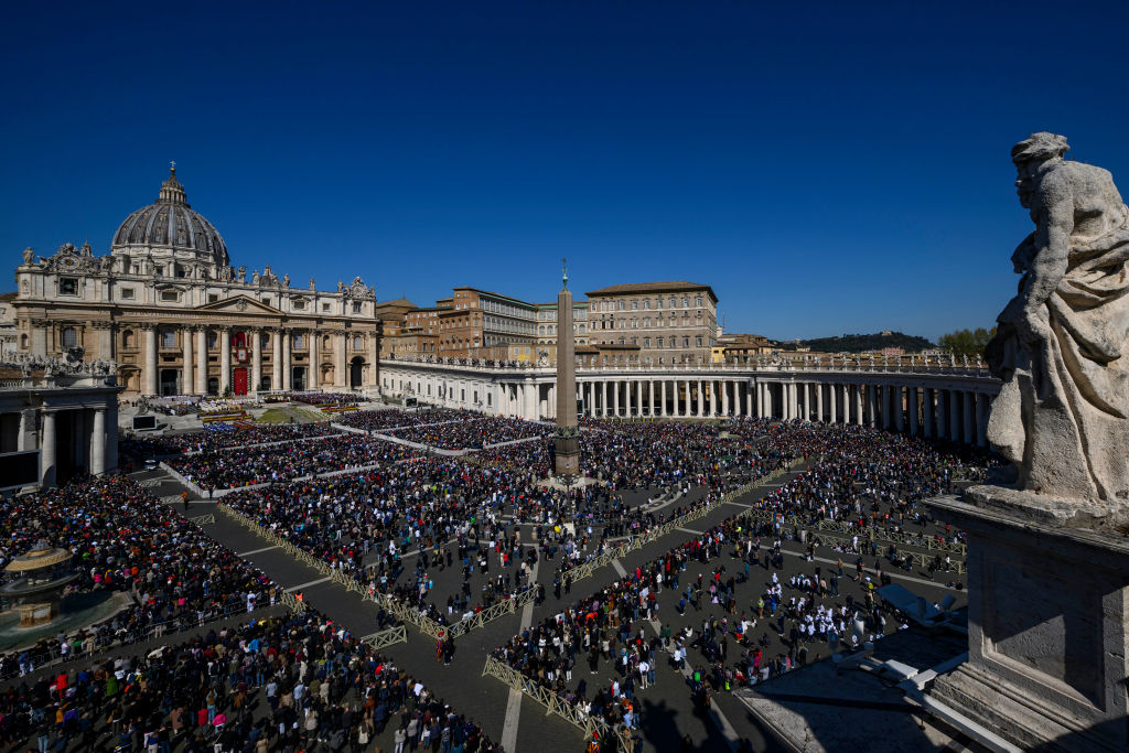 St. Peter&#039;s Square during Easter mass. 