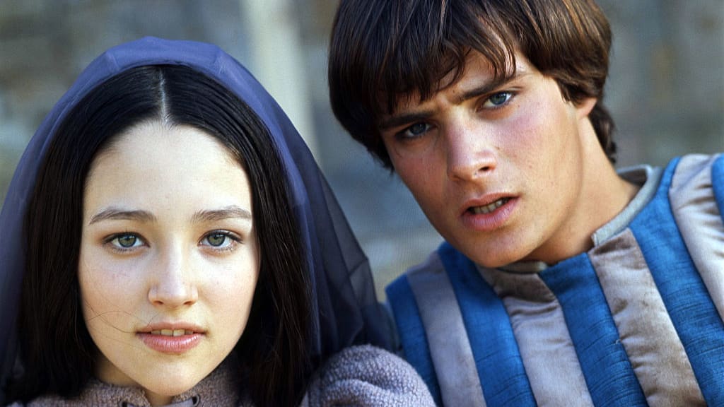 Olivia Hussey and Leonard Whiting.
